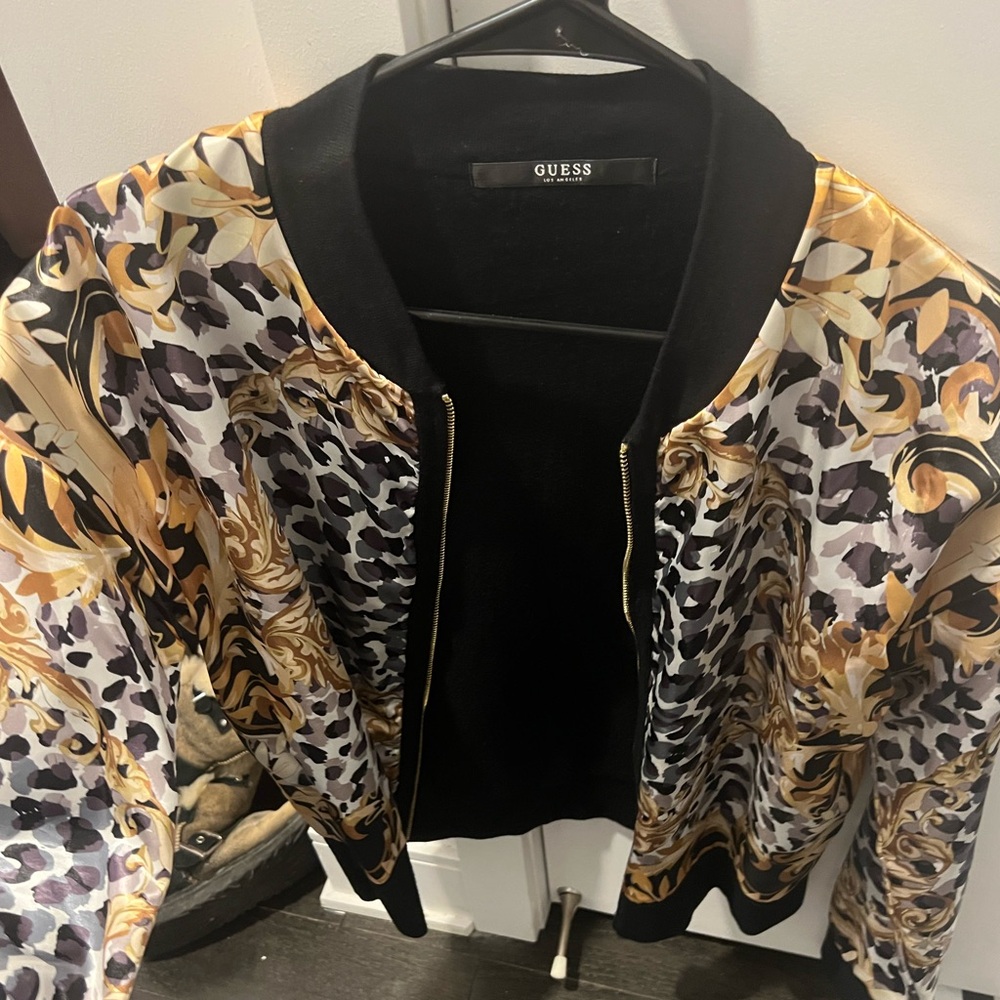 Print bomber jacket